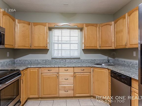 3rd image of 8540 NW 26th St