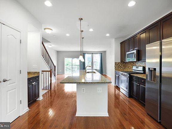 2nd image of 503 Long Wall Dr