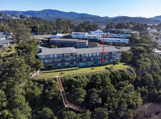 4229 SW Beach Ave #8, Lincoln City, OR