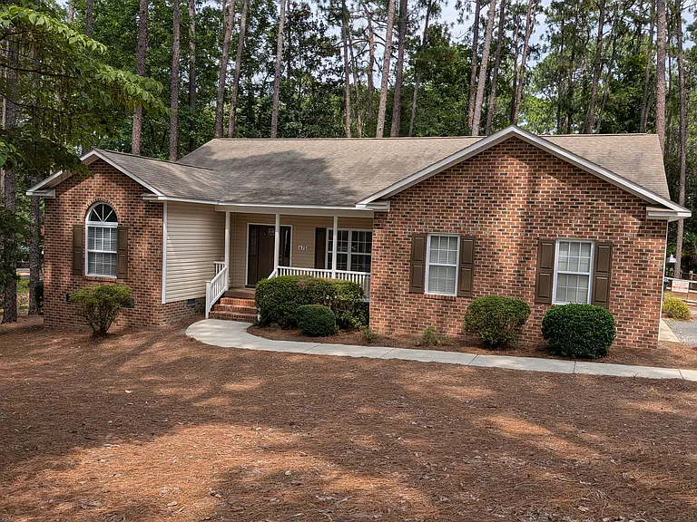 475 Crestview Rd — Photo 41
