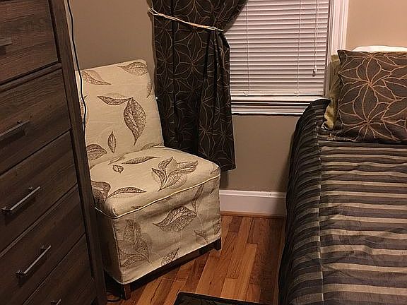 Back bedroom 