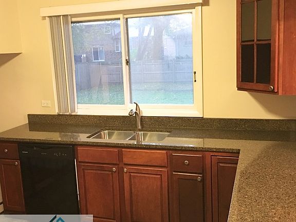 4th image of 4146 Oakwood Ln