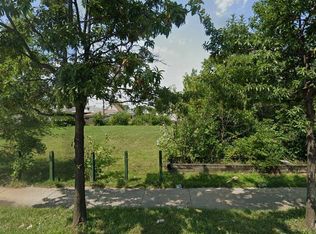 1402 W 74th St, Chicago, IL 60636