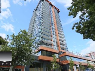 128 W 15th St #303, North Vancouver, BC V7M1R5