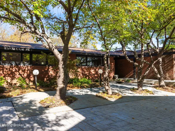 2501 Tuckaho Rd, Indian Hills, KY 40207