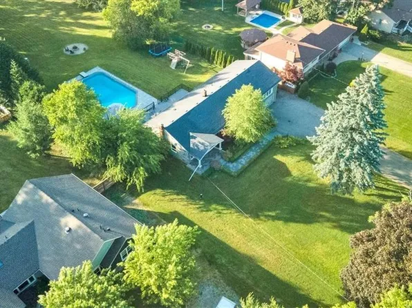 311 8th Concession Rd E, Carlisle, ON L8N 2Z7