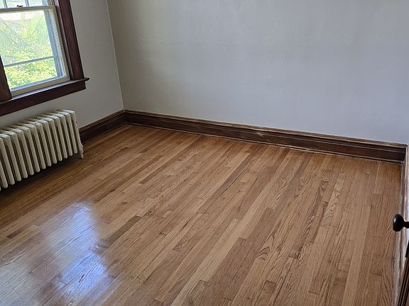 3rd image of 530 S Lincoln Ave #2