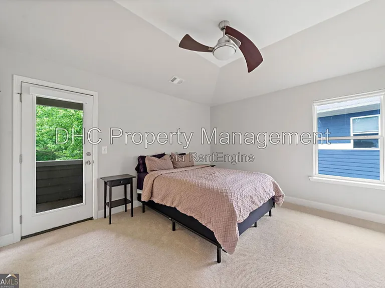 1765 Stoney Creek Dr SE — Photo 18