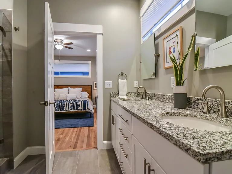 206 Josephine Ln — Photo 17