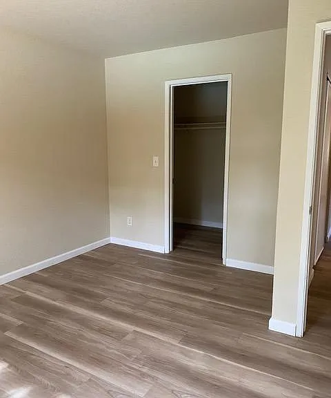 Birchwood Apartments — Photo 16