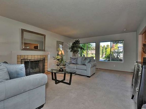 3380 Villa Robleda Mountain-small-005-Living View-666x444-72