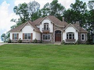 5th image of 6010 Ravine Woods Dr