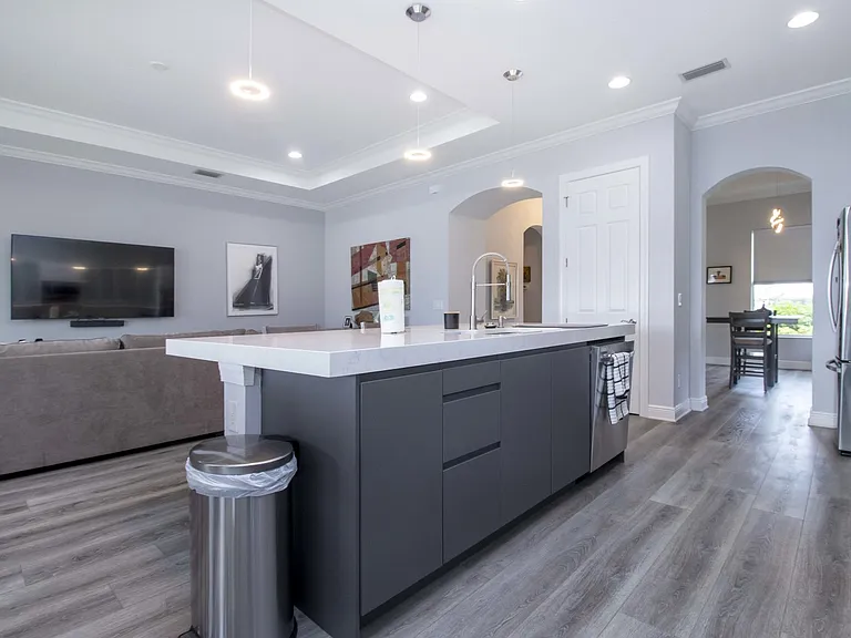 1030 Overlook Ct — Photo 23