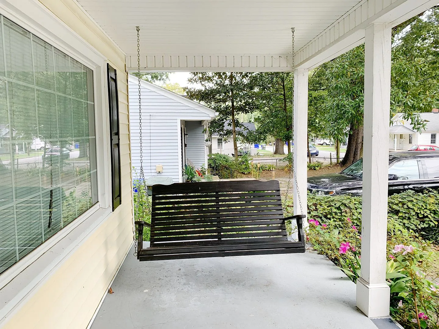 3 Bed 2 Baths - walk to ECU — Photo 3