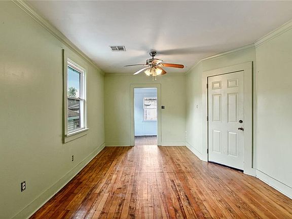 3rd image of 1615-17 N Villere St