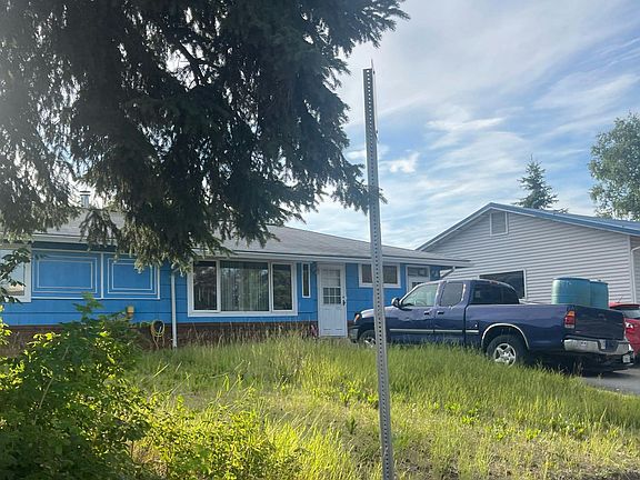 3rd image of 228 Bentley Dr