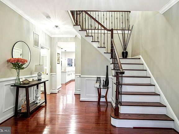 4th image of 8241 Surratts Rd