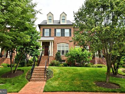5 Dunham Ln, Newtown, PA, 18940