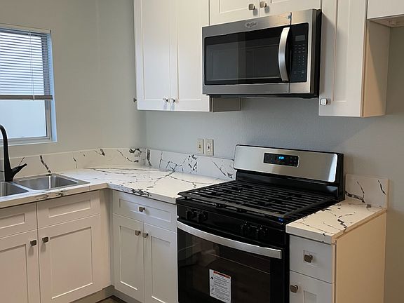 5th image of 4770 York Blvd #211