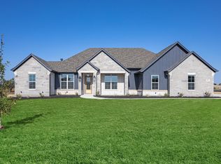 901 Medaris Way, Azle, TX 76020