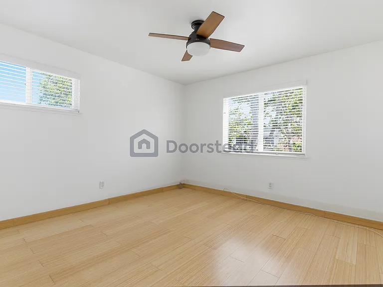 145 Shoreline Dr — Photo 19