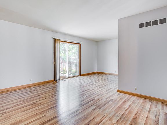5th image of 600 Monterey Pl