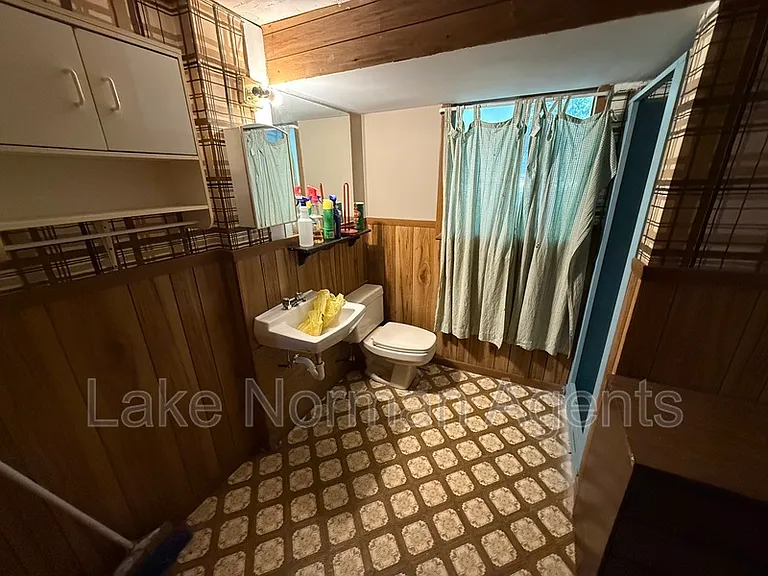 2549 N Olivers Cross Rd — Photo 13