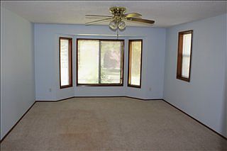 5th image of 817 Westminster Ct NE