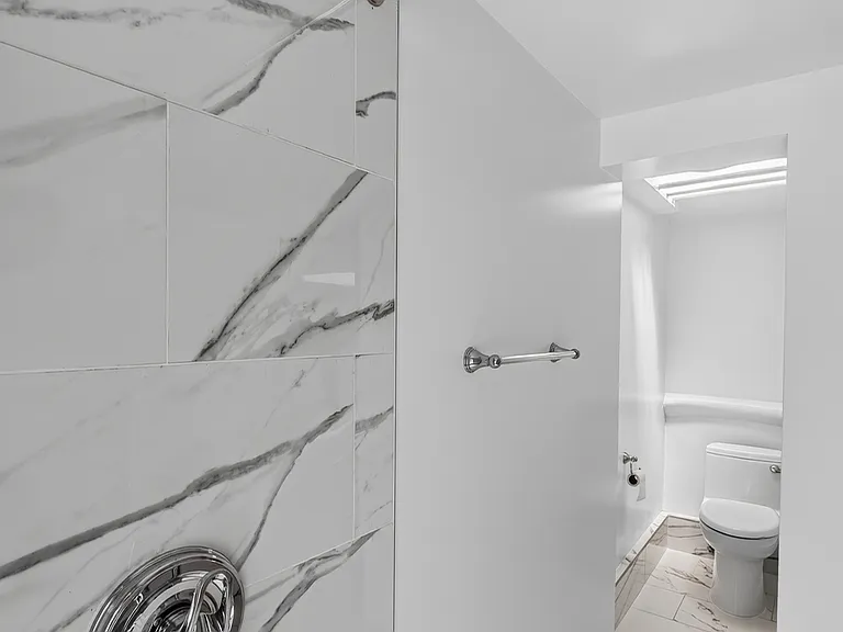 702 Greenwich St #1 — Photo 6
