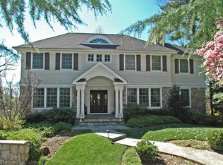 12 Canterbury Ln, Summit, NJ 07901