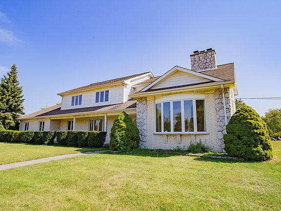 2nd image of 8754 W Park Ln