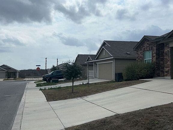 5th image of 5915 Poolside Park