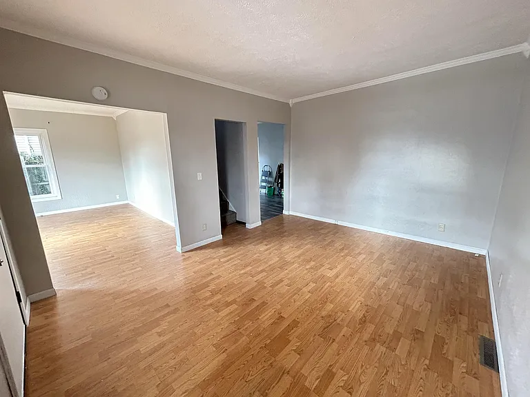 291 Laurel Dr — Photo 7