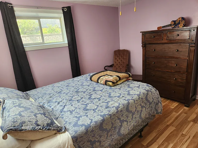 419 E State St #3 — Photo 12