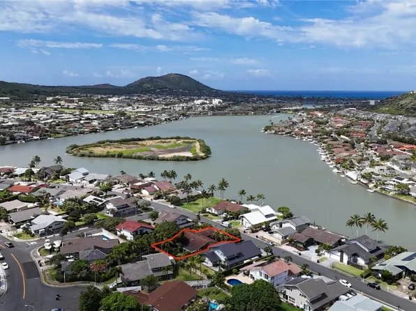6928 Niumalu Loop, Honolulu, HI 96825
