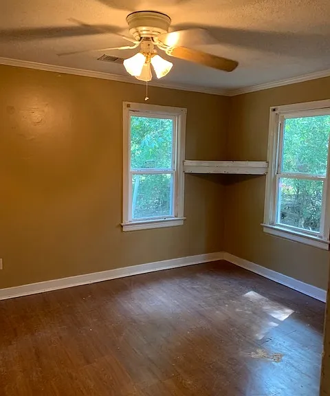 1024 Kitchen St — Photo 2