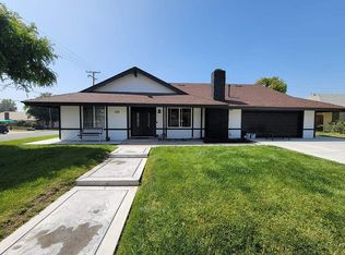 281 E Lurelane St, Rialto, CA 92376