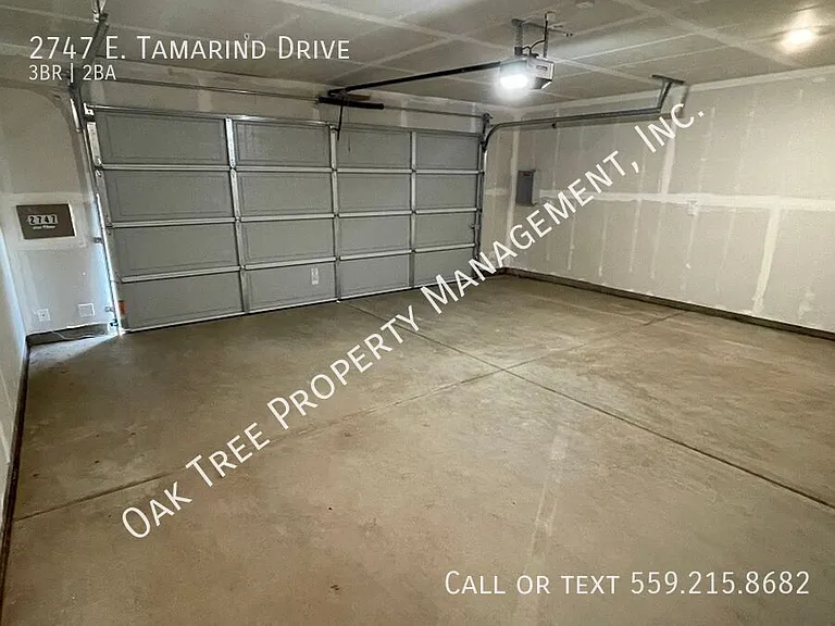 2747 E Tamarind Dr — Photo 19