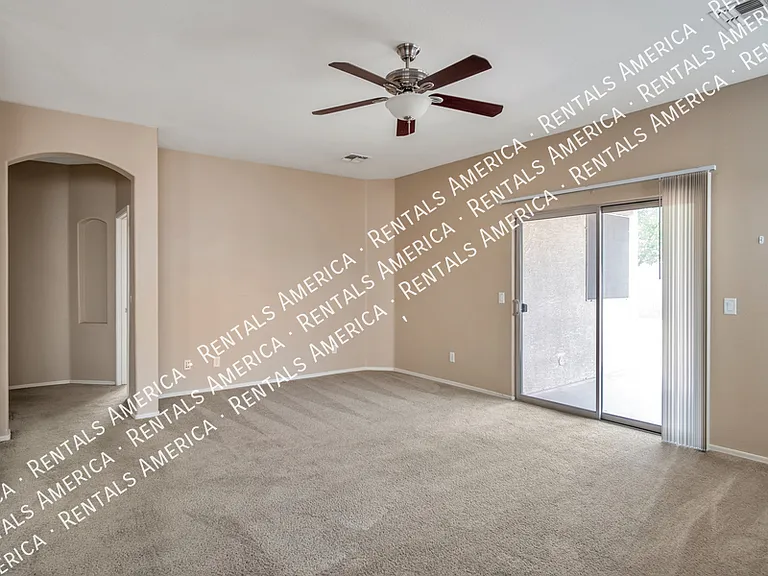 4451 E Moreno Ct — Photo 7