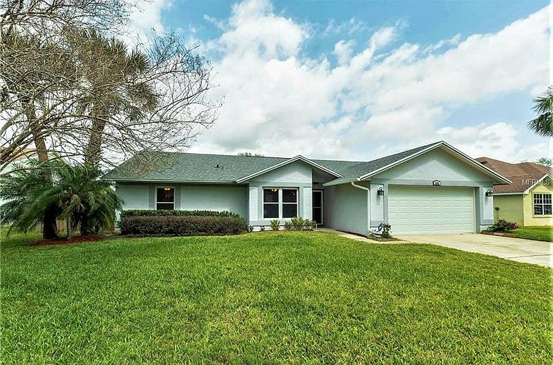 1st image of 433 Country Wood Cir