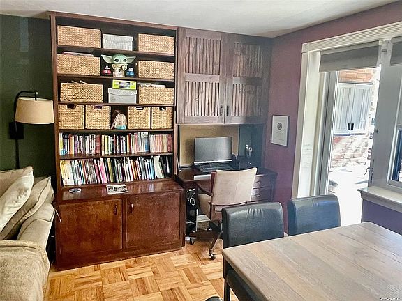 4th image of 15325 88th St APT 1L