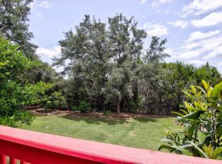 1009 Golden Palomino Ct, Austin, TX 78732
