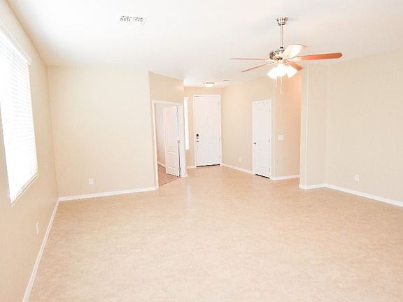 2nd image of 1674 W Stephanie Ln