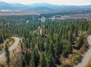 10305 N Lookout View Ln, Newman Lake, WA 99025