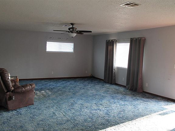 4th image of 4174 Denton Ln