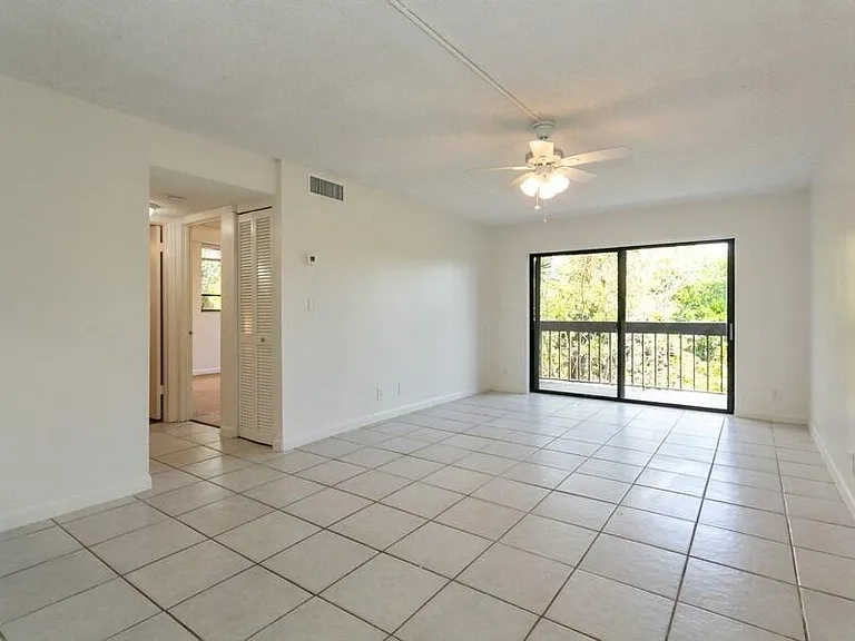 1720 N Congress Ave #305 — Photo 1