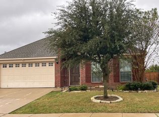 714 Sendero Rd, Arlington, TX 76002