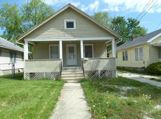 951 Ridgeway Ave, Aurora, IL 60506