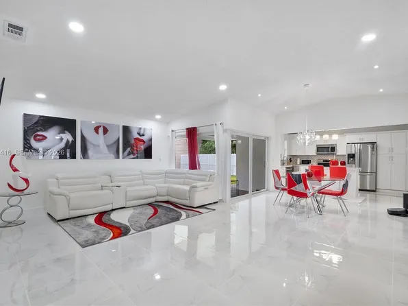 26161 SW 130th Ave, Homestead, FL 33032