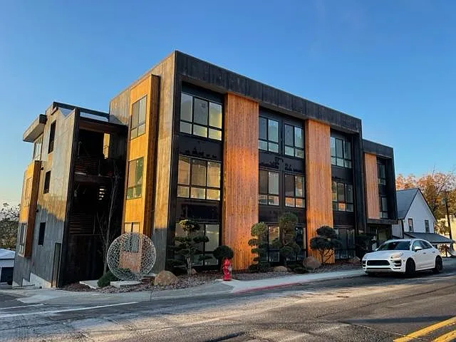 119 W Jewett Blvd #7 — Photo 8
